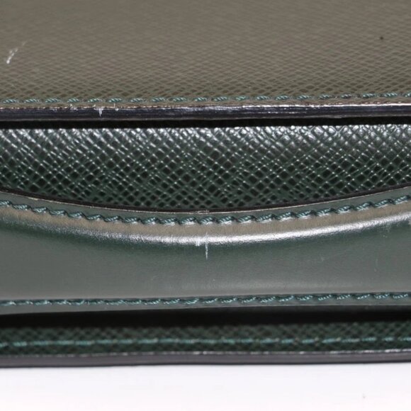 Louis Vuitton Sui Taiga Green Epicea Leather Canvas Bag - Picture 9 of 14